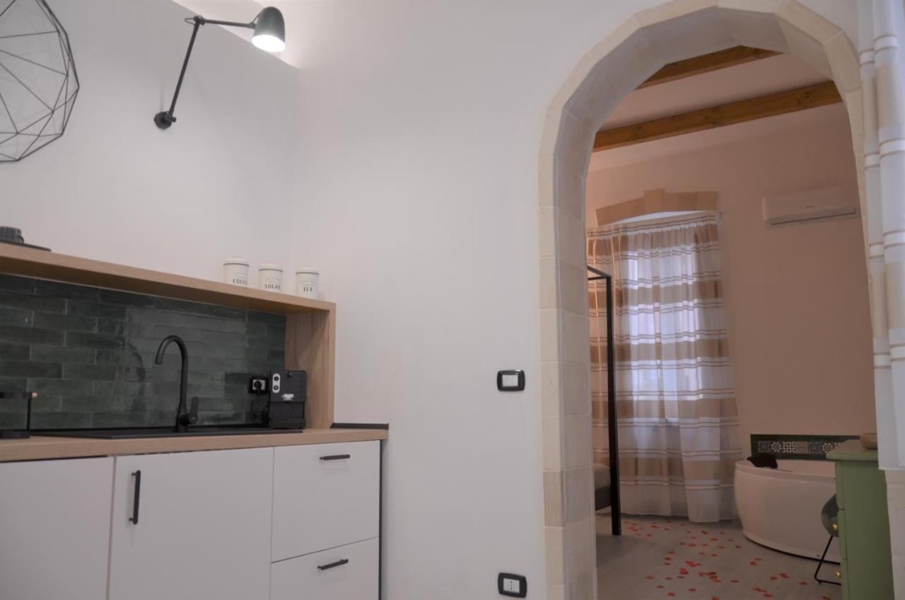 The Court Suites & Spa Taranto Ngoại thất bức ảnh
